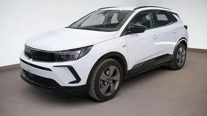 Weiss Gebraucht 2024 Opel Grandland X GS Line SUV | 24.950 € (Fairer Preis)