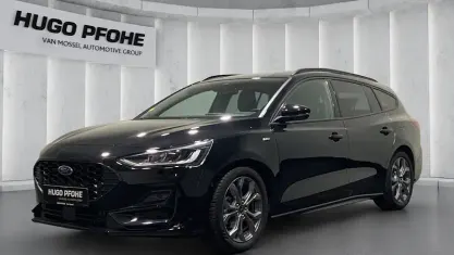 Gebraucht Ford Focus ST-Line X 155 PS (114 kW) 2024 Schwarz Kombi