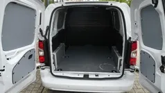 Gebraucht 2023 Citroën Berlingo Van / Kleinbus | 20.890 € (Fairer Preis)