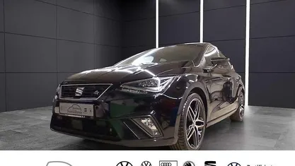Mitternachtsschwarz (schwarz) Gebraucht 2021 Seat Ibiza FR Limousine | 16.735 € (Fairer Preis)