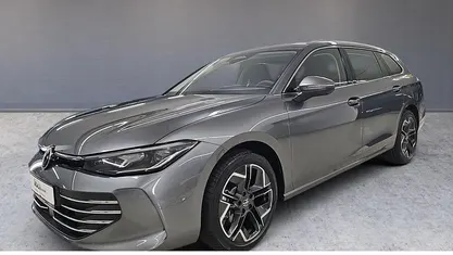 Gebraucht VW Passat IQ Drive 150 PS (110 kW) 2024 Grau Kombi