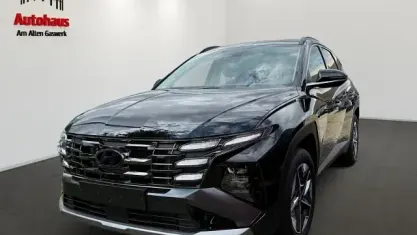 Neu Hyundai Tucson Trend 288 PS (211 kW) 2026 Schwarz SUV