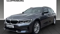Mineralgrau Gebraucht 2022 BMW 320 Sport Line Kombi | 27.980 € (Superpreis)