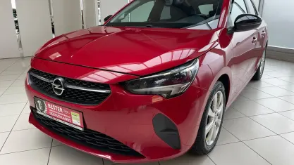 Gebraucht Opel Corsa Edition 101 PS (74 kW) 2022 Chili rot/kardio rot Kleinwagen