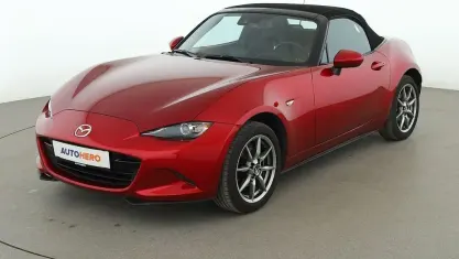 Gebraucht Mazda MX5 Exclusive-Line 132 PS (97 kW) 2023 Rot Cabrio