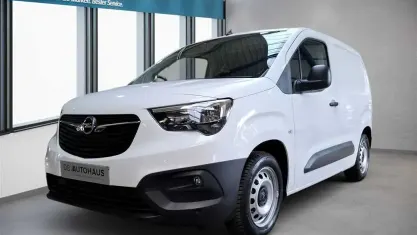Gebraucht Opel Combo Edition 102 PS (75 kW) 2022 Weiß Van / Kleinbus