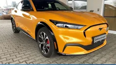 Cyber orange 3c Gebraucht 2022 Ford Mustang Mach-E SUV | 51.790 €