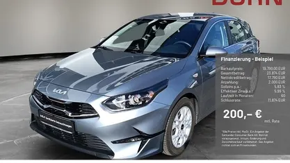 Gebraucht Kia Ceed Comfort 160 PS (117 kW) 2022 Kleinwagen