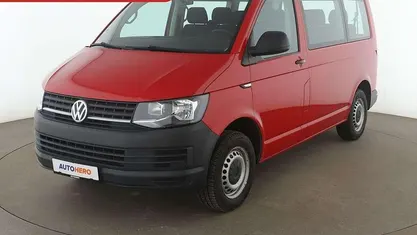 Gebraucht VW T6 Trendline 102 PS (75 kW) 2017 Rot Van