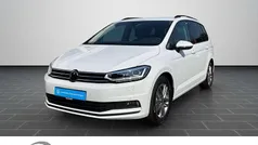 Pure white (metallic) Gebraucht 2025 VW Touran Comfortline Van / Kleinbus | 33.900 € (Fairer Preis)