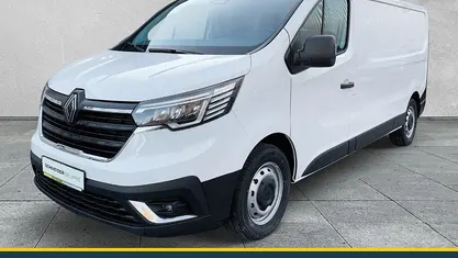 Neu Renault Trafic Komfort 131 PS (96 kW) 2025 Weiß Van / Kleinbus