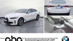 Weiß Gebraucht 2022 BMW i4 Sport Line Limousine | 38.860 € (Fairer Preis)
