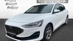Frostweiß Gebraucht 2023 Ford Focus Titanium Limousine | 19.950 € (Fairer Preis)