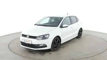 Weiß Gebraucht 2016 VW Polo Trendline Kleinwagen | 9.290 € (Fairer Preis)