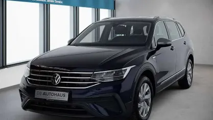 Gebraucht VW Tiguan Allspace Life 150 PS (110 kW) 2023 Blau SUV
