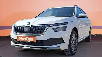 Usata Skoda Kamiq Tour 110 CV (80 kW) 2022 Bianco SUV
