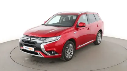 Gebraucht Mitsubishi Outlander P-HEV 82 PS (60 kW) 2020 Rot SUV