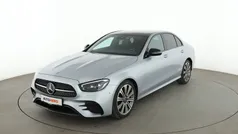Grau Gebraucht 2023 Mercedes E220 AMG line Limousine | 43.670 € (Guter Preis)