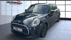 Schwarz Gebraucht 2022 Mini Cooper Classic Kleinwagen | 19.990 € (Fairer Preis)