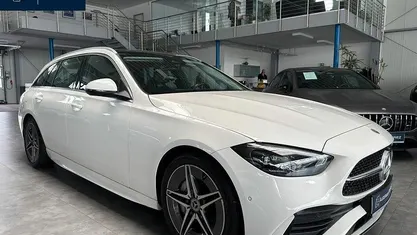 Gebraucht Mercedes C220 AMG 200 PS (147 kW) 2022 Weiß Kombi