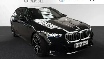 Używany BMW 520 M Sport 197 KM (144 kW) 2025 Czarny Kombi