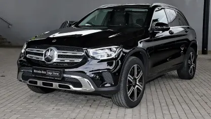 Gebraucht Mercedes GLC300 194 PS (142 kW) 2022 Metalliclack obsidianschwarz met SUV