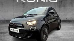 Schwarz Gebraucht 2022 Fiat 500e Icon Kleinwagen | 17.997 € (Fairer Preis)
