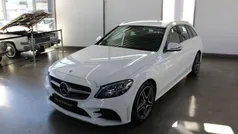 Weiß , polarweiß Gebraucht 2020 Mercedes C220 AMG Limousine | 29.900 € (Fairer Preis)