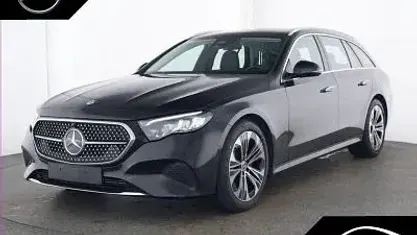 Używany Mercedes E200 Avantgarde 204 KM (150 kW) 2025 Czarny Sedan/Limuzyna