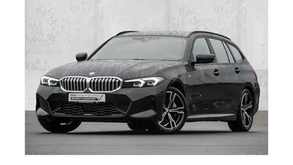 Schwarz Gebraucht 2025 BMW 330 M Sport Kombi | 39.490 € (Superpreis)