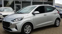 Silber Gebraucht 2023 Hyundai i10 Select Kleinwagen | 12.490 € (Fairer Preis)