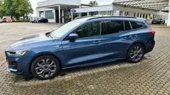 Blau Gebraucht 2023 Ford Focus ST-Line X Limousine | 23.990 € (Fairer Preis)