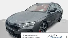 Graphitegrau metallic Neu 2024 Skoda Octavia RS Kombi | 37.990 € (Superpreis)