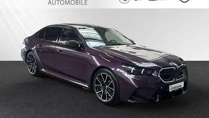 Gebraucht BMW M5 Performance 727 PS (534 kW) 2024 Daytonaviolett metallic Limousine