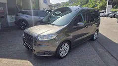 Gebraucht 2016 Ford Tourneo Courier Trend Van / Kleinbus | 10.490 € (Fairer Preis)