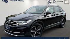 Deep black perleffekt Gebraucht 2022 VW Tiguan Elegance SUV | 30.490 € (Fairer Preis)