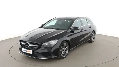 Gebraucht Mercedes CLA180 Shooting Brake Urban 122 PS (89 kW) 2017 Schwarz Kombi