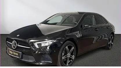 Second-hand Mercedes A200 Progressive 150 CP (110 kW) 2022 Negru Berlinǎ
