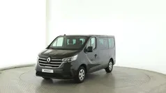 Tenebroschwarz Gebraucht 2023 Renault Trafic Life Van | 35.990 € (Fairer Preis)