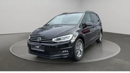 Neu VW Touran Comfortline 150 PS (110 kW) 2026 Grenadillschwarz metallic Van / Kleinbus