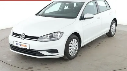 Gebraucht VW Golf VII Trendline 110 PS (80 kW) 2018 Limousine