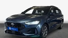 Blau Gebraucht 2024 Ford Focus ST-Line X Kombi | 26.970 € (Fairer Preis)