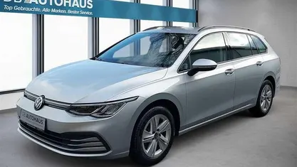 Gebraucht VW Golf VIII Life 110 PS (80 kW) 2023 Kombi