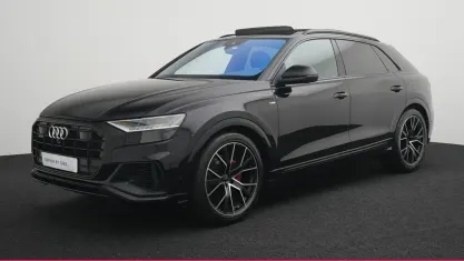 Gebraucht Audi Q8 S-Line 286 PS (210 kW) 2018 Orcaschwarz metallic SUV