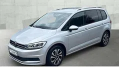 Silber Gebraucht 2022 VW Touran Active Van / Kleinbus | 30.500 € (Fairer Preis)