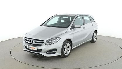 Używany Mercedes B180 Style 122 KM (89 kW) 2015 Srebrny Minivan