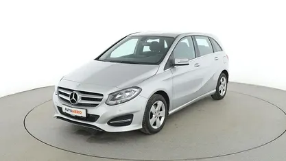 Gebraucht Mercedes B180 Style 122 PS (89 kW) 2015 Silber Van / Kleinbus