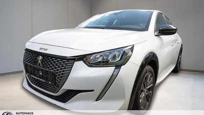 Occasion Peugeot e-208 Allure 100 kW (136 PK) 2023 Wit Hatchback
