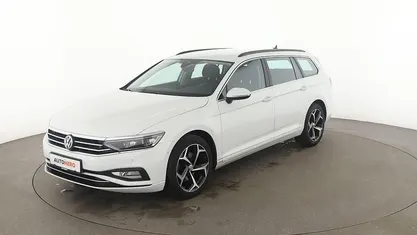 Weiß Gebraucht 2019 VW Passat Business Kombi | 23.350 € (Fairer Preis)