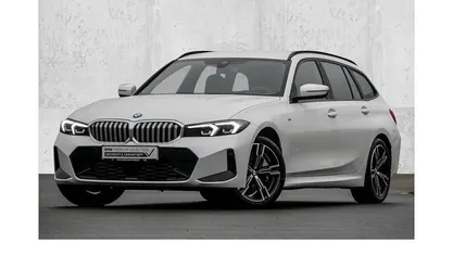 Weiß Gebraucht 2025 BMW 330 M Sport Kombi | 38.999 € (Superpreis)